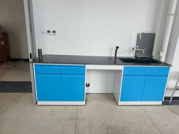 河南全鋼實(shí)驗(yàn)臺價(jià)格